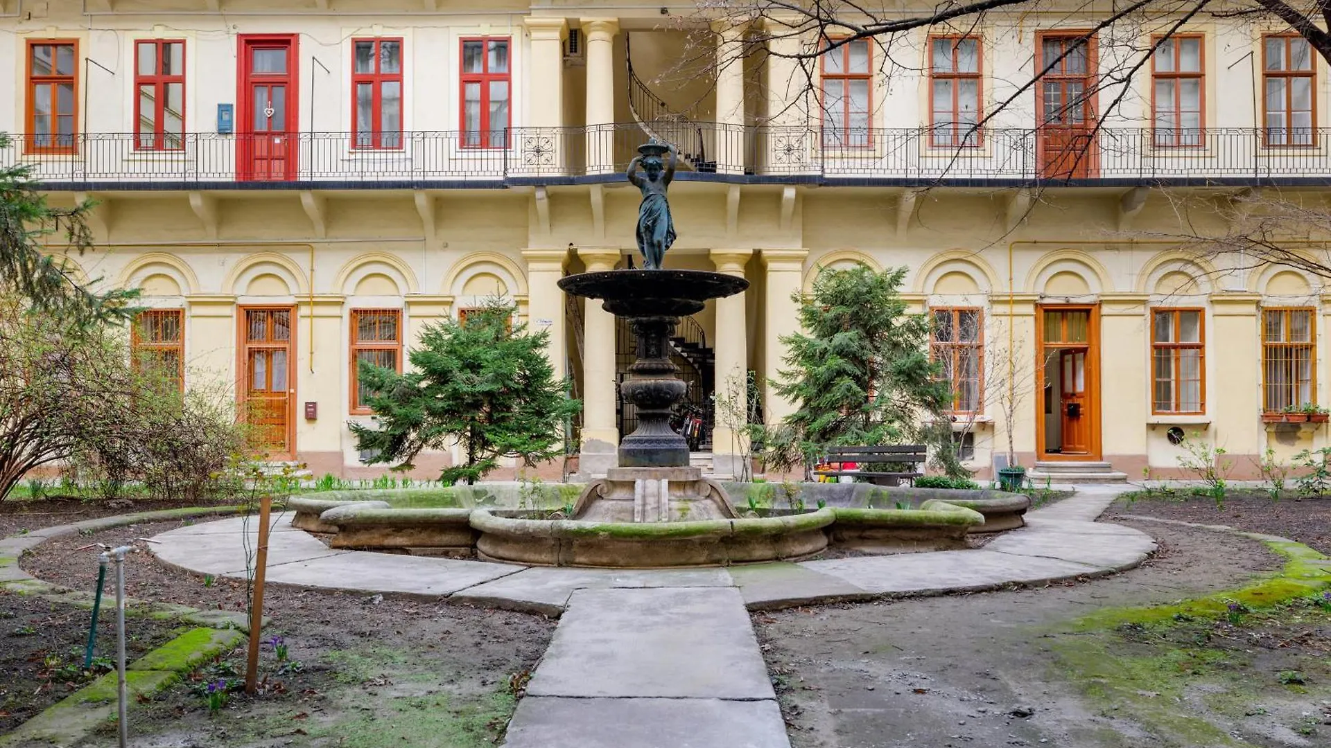Cosy Home-Apartment In Liszt Ferenc Budapest 0*,  Hungary