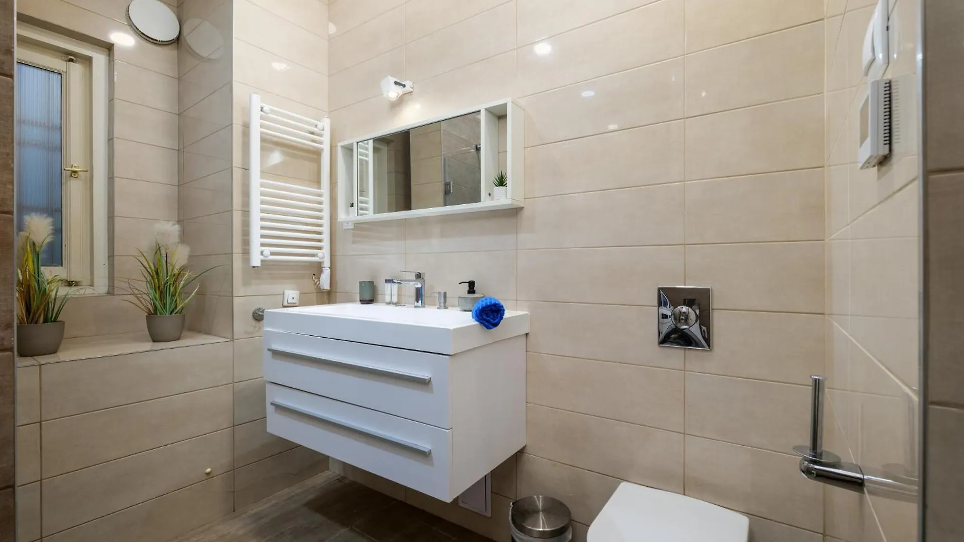 Apartment Cosy Home-Apartment In Liszt Ferenc Budapest Hungary